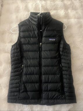 Patagonia Women's Black Quilted Down Sweater Vest